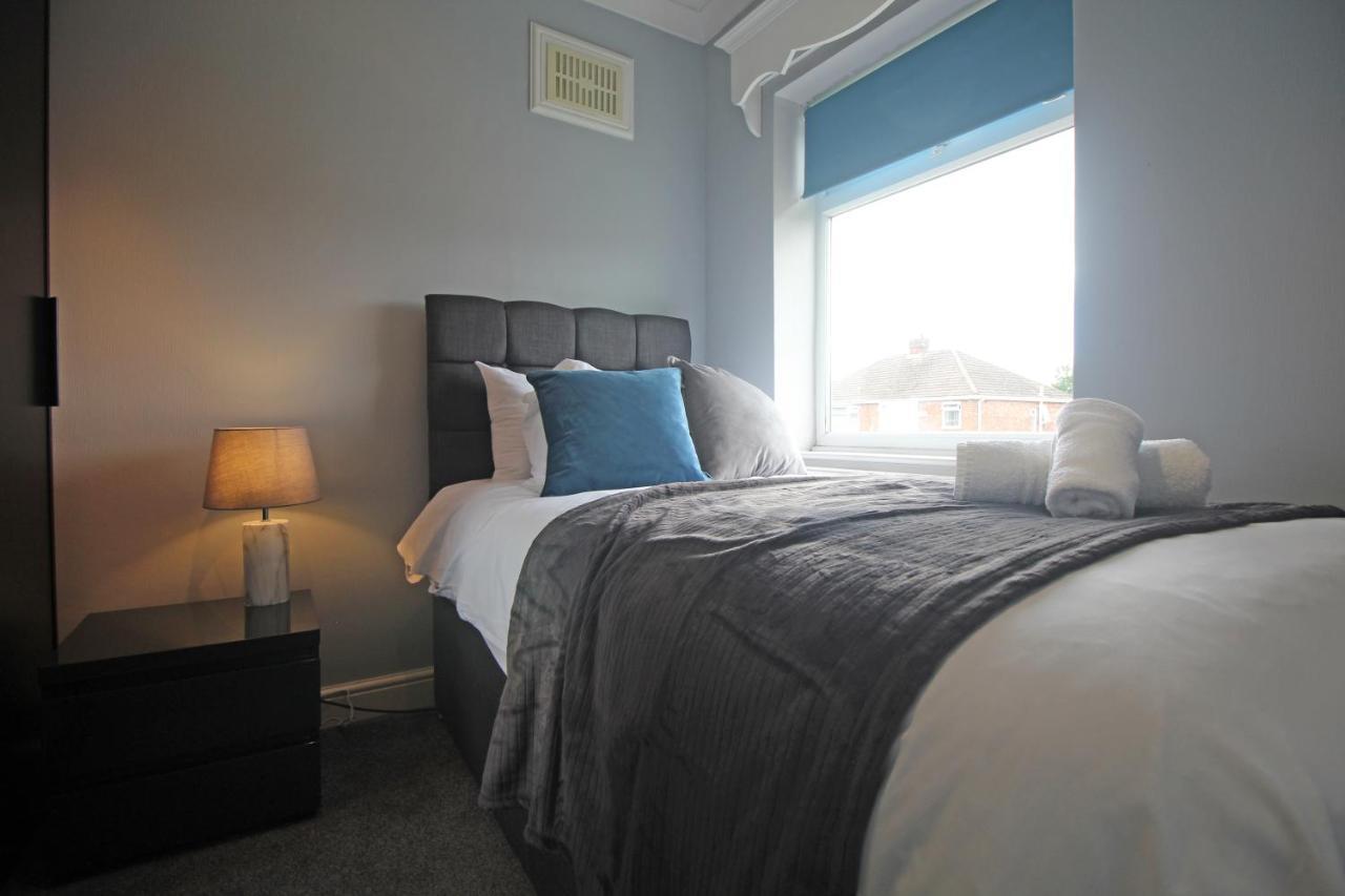 Queens Road - Luxury Spacious In Chester Ferienhaus
