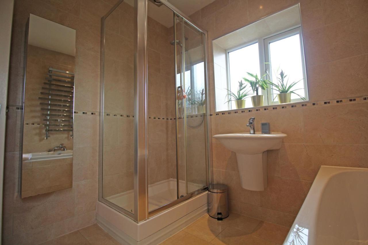 Queens Road - Luxury Spacious In Chester Christleton