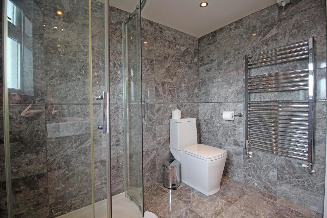 Queens Road - Luxury Spacious In Chester Holiday home