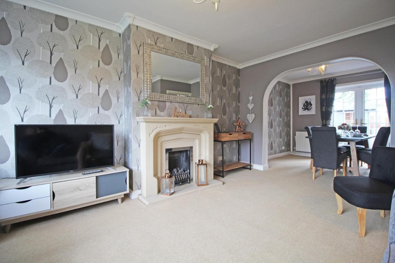 Queens Road - Luxury Spacious In Chester * Christleton